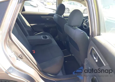 2015 Nissan Altima 2.5 S из США, поврежденный, VIN 1N4AL3AP4FC153440